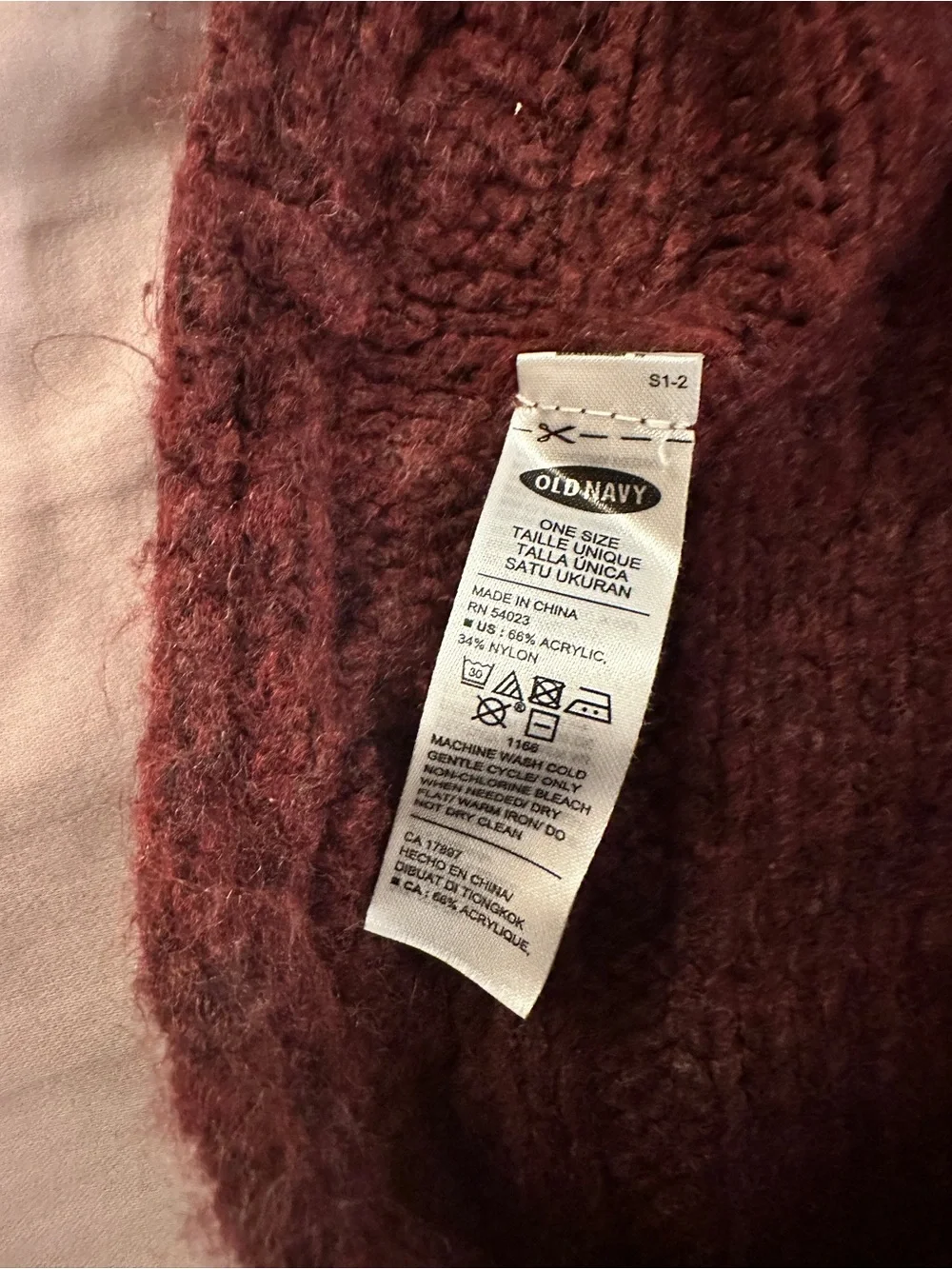 Old Navy Cable Knit Infinity Scarf - Burgundy